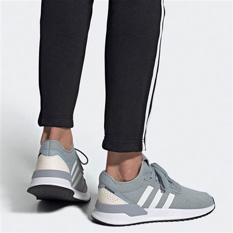 adidas damen grau mit|Graue Sneaker .